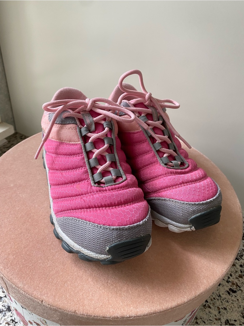 COLUMBIA Girls Techlite Waterproof Trail Sneakers Pink 3